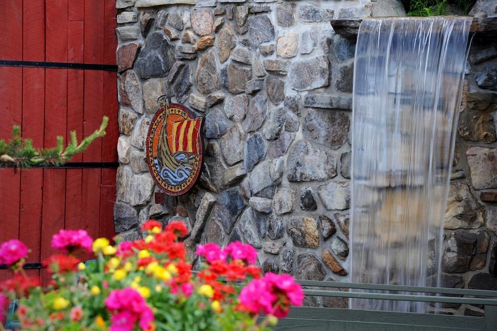 Hotel Vacances Tremblant Mont-Tremblant Exterior foto