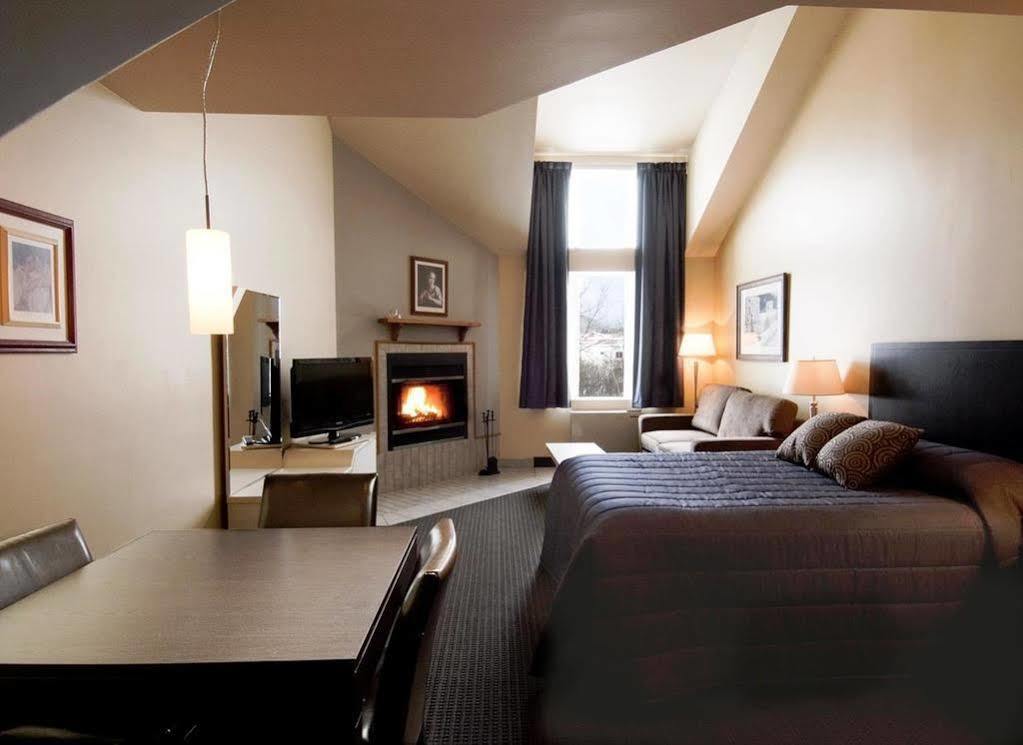 Hotel Vacances Tremblant Mont-Tremblant Exterior foto