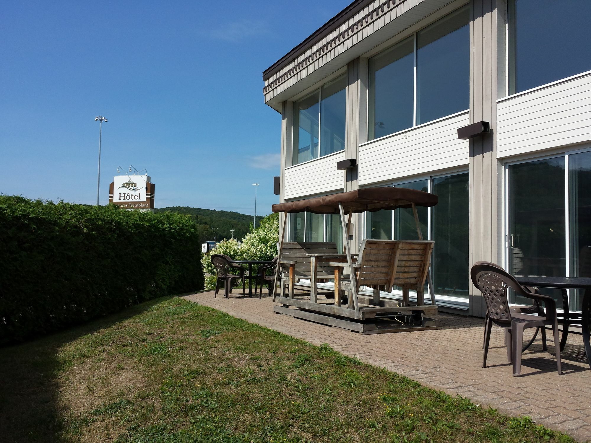 Hotel Vacances Tremblant Mont-Tremblant Exterior foto